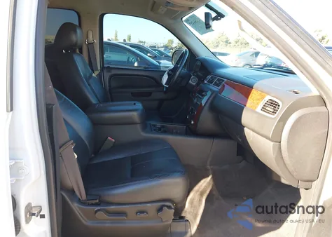 2011 Chevrolet Tahoe Lt from USA, damaged, VIN 1GNSCBE06BR287855